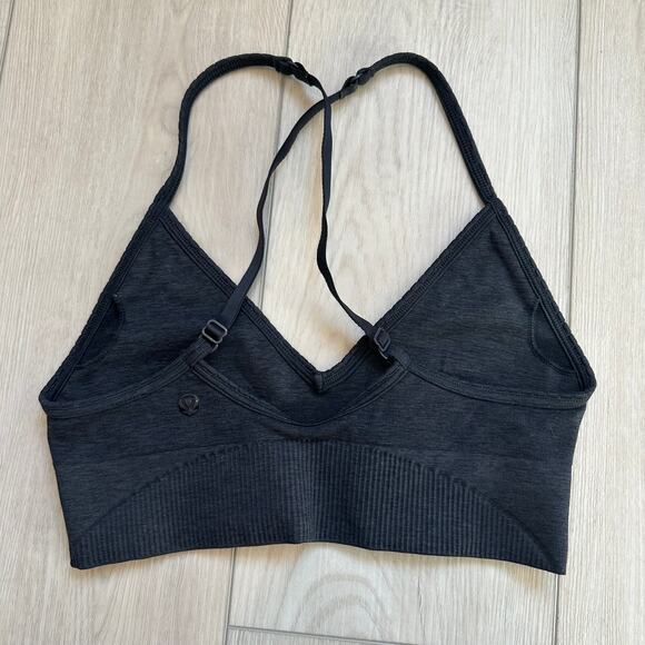 Lululemon Ebb to Street Heathered Black lightly lined cross back sports bra A/B - Picture 3 of 4